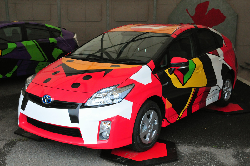 Illustration for article titled Toyota Continues to Chase Nerds (Now With Less Awkwardness)